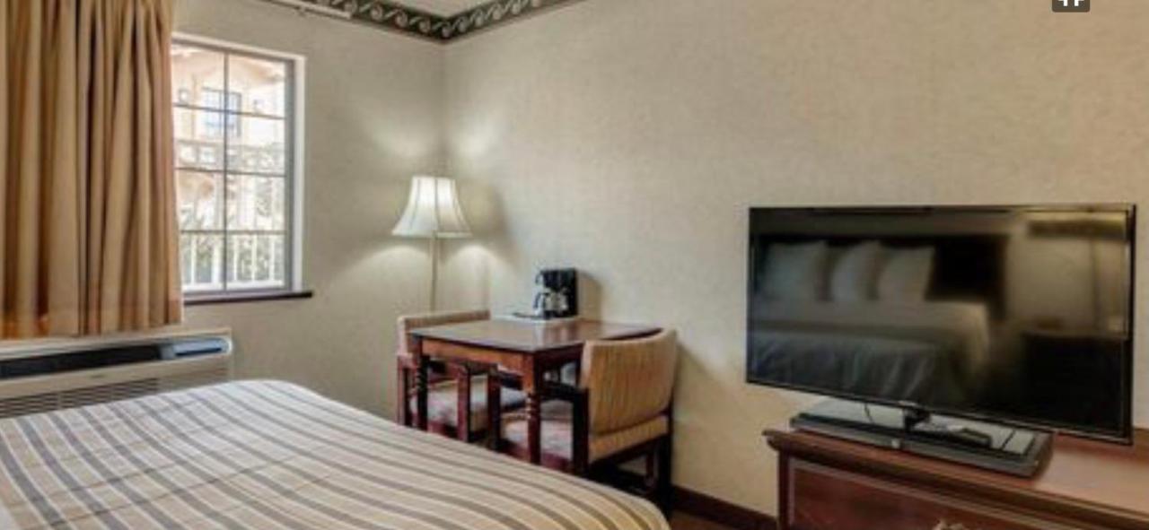 Econo Lodge Inn & Suites El Paso Exteriér fotografie